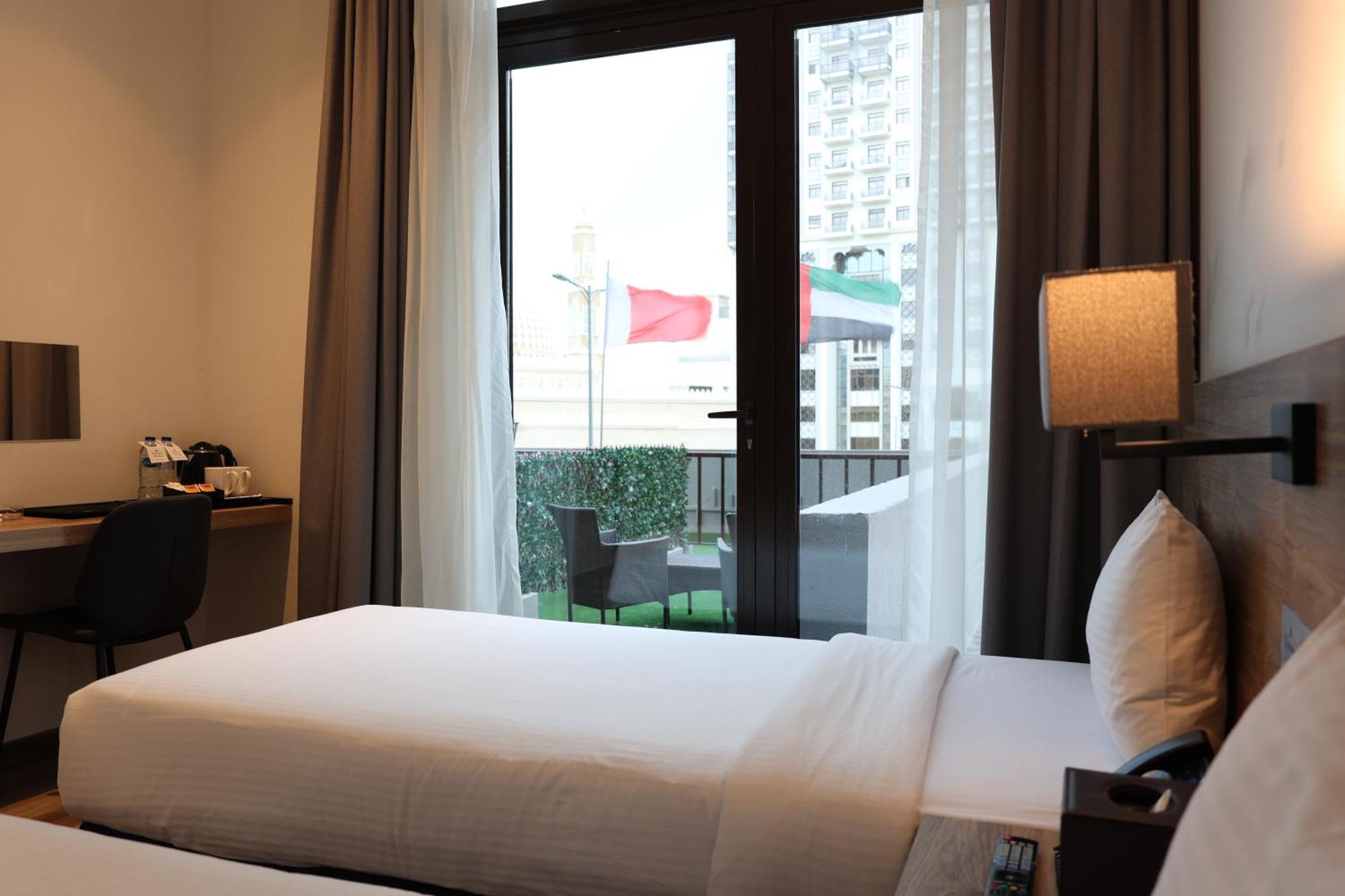 Kingsgate Al Jaddaf Hotel By Millennium Dubai Bagian luar foto