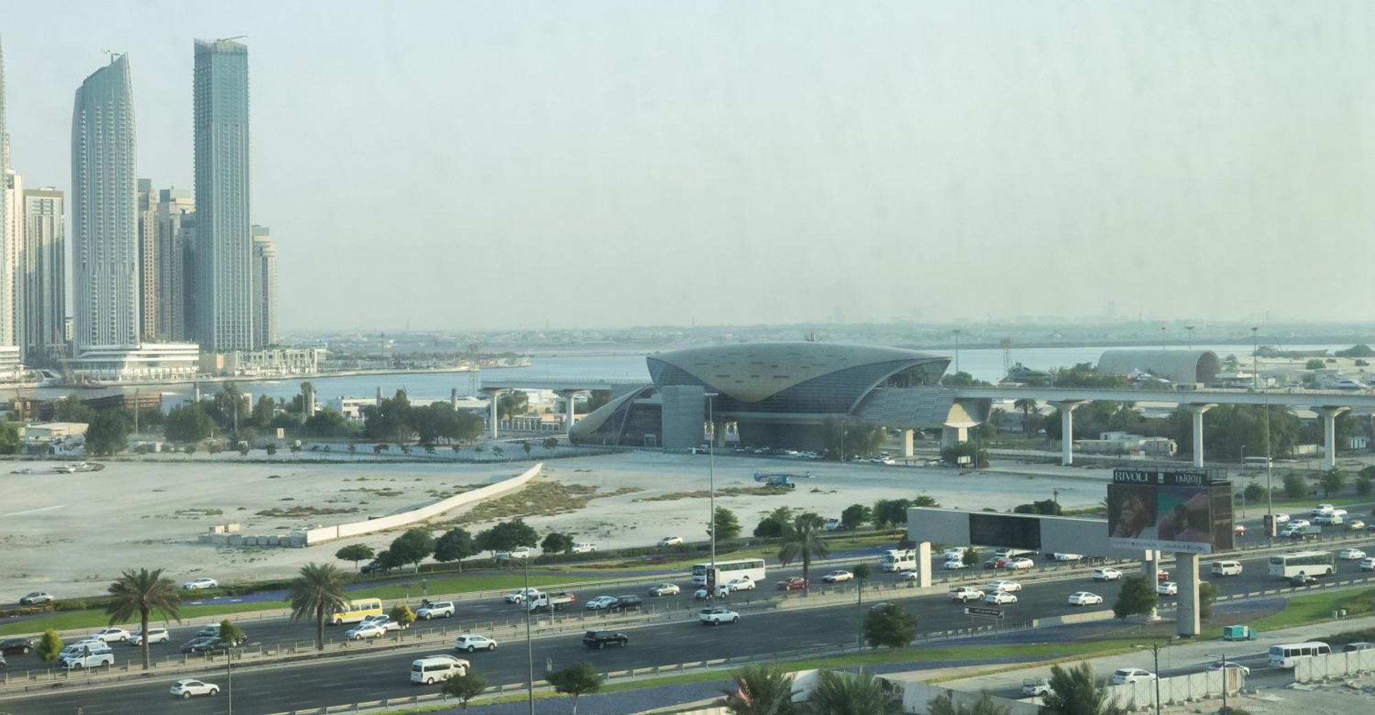 Kingsgate Al Jaddaf Hotel By Millennium Dubai Bagian luar foto