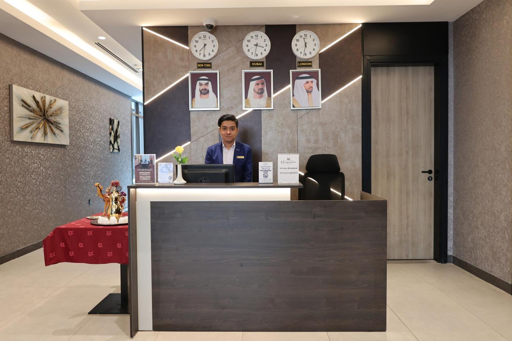 Kingsgate Al Jaddaf Hotel By Millennium Dubai Bagian luar foto