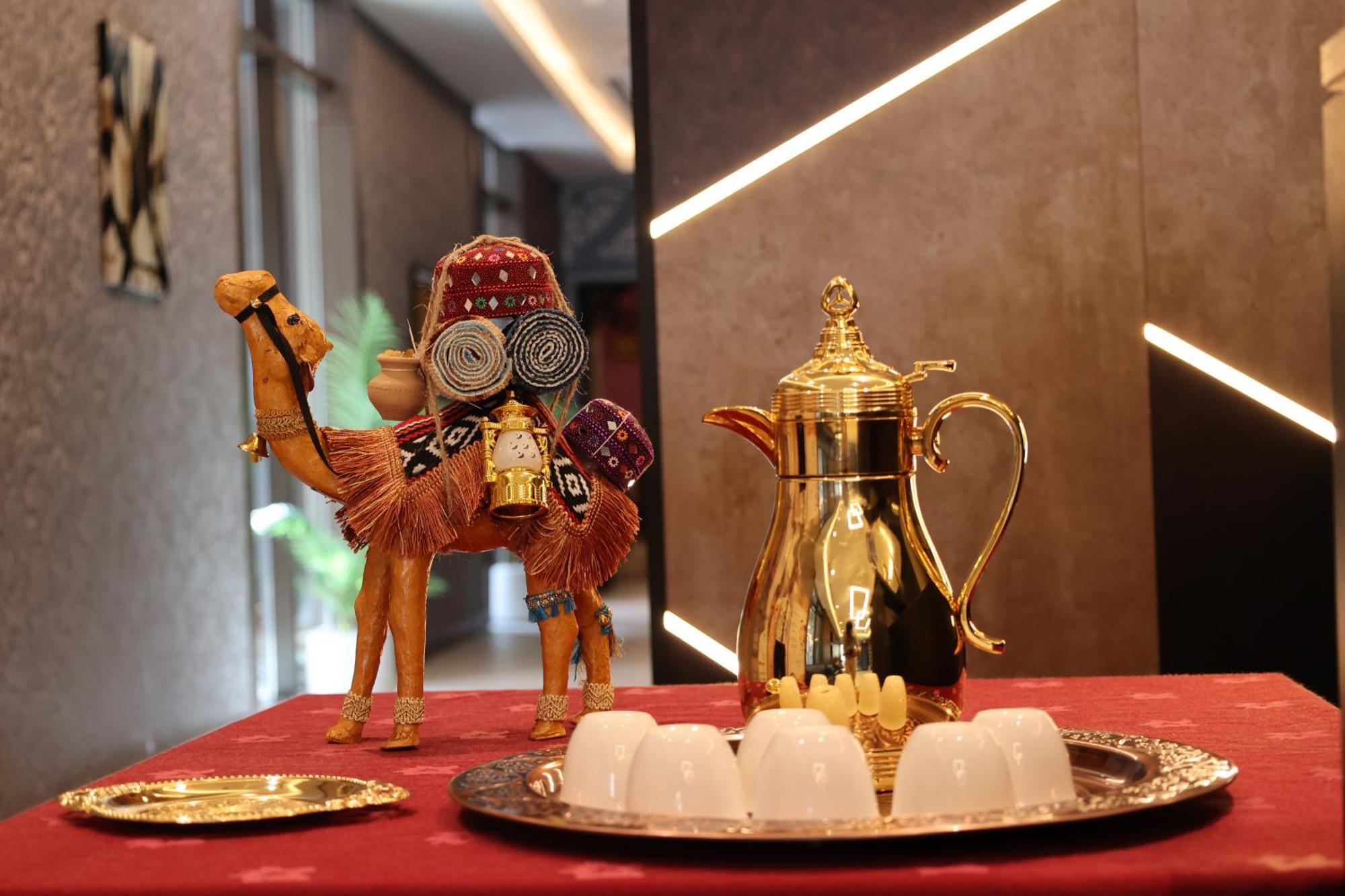 Kingsgate Al Jaddaf Hotel By Millennium Dubai Bagian luar foto