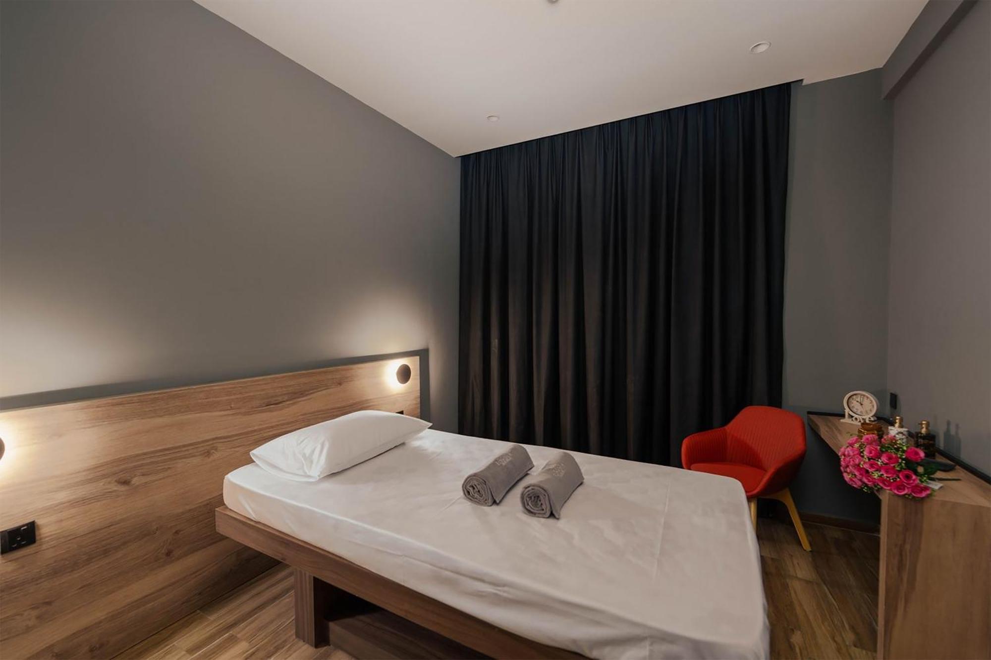 Kingsgate Al Jaddaf Hotel By Millennium Dubai Bagian luar foto