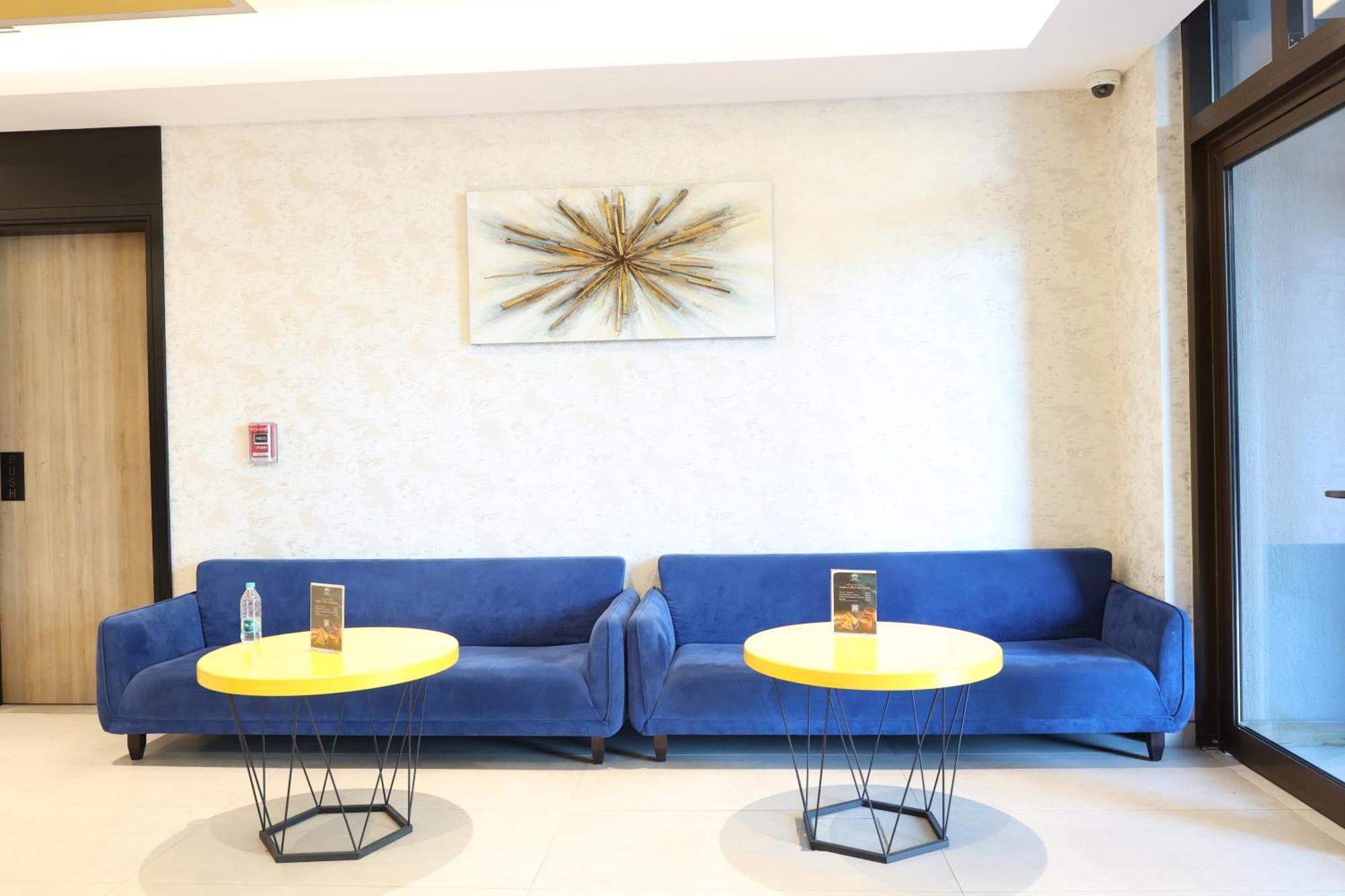 Kingsgate Al Jaddaf Hotel By Millennium Dubai Bagian luar foto